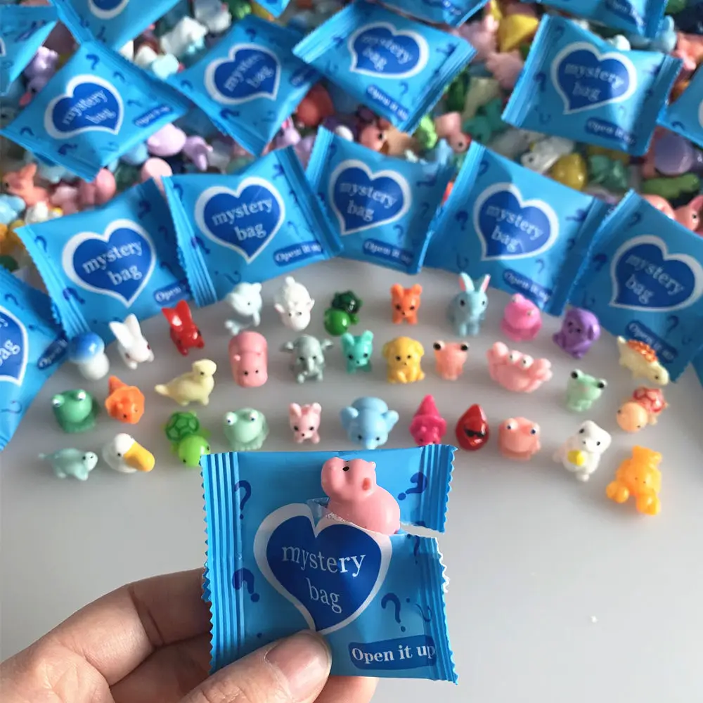 8/32/64pcs Resin Animal Mushroom Miniature Blind Bags Figurines Mystery Bag for Dollhouse Decoration, Garden Accessories, Gifts