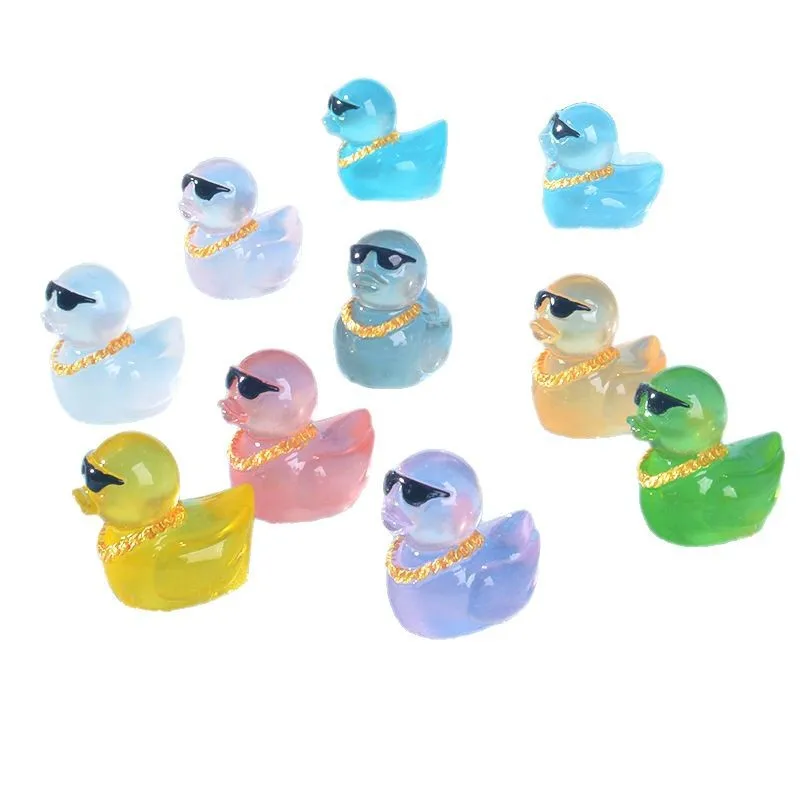 200-50pcs Mini Glow in The Dark gold chain social duck Moss Micro Landscape Miniature Luminous Duck DIY Fairy Garden Home Decor 200-50pcs Mini Glow in The Dark gold chain social duck Moss Micro Landscape Miniature Luminous Duck DIY Fairy Garden Home Decor