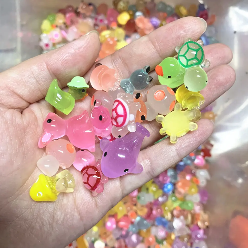 6/18/36/54pcs Luminous Mini Resin Animal Mushroom Figurine Glow in The Dark Miniature Figures Ornament Fairy Garden Accessories 6/18/36/54pcs Luminous Mini Resin Animal Mushroom Figurine Glow in The Dark Miniature Figures Ornament Fairy Garden Accessories