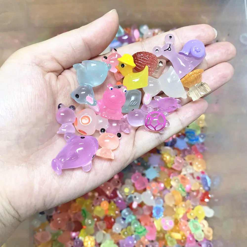6/18/36/54pcs Luminous Mini Resin Animal Mushroom Figurine Glow in The Dark Miniature Figures Ornament Fairy Garden Accessories 6/18/36/54pcs Luminous Mini Resin Animal Mushroom Figurine Glow in The Dark Miniature Figures Ornament Fairy Garden Accessories
