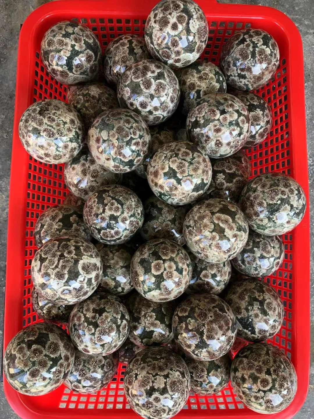 7cm Natural Green Cherry Blossom Agate Crystal Quartz Energy Ball Healing Reiki Spiritual Feng Shui Prayer Witchcraft Home Decor