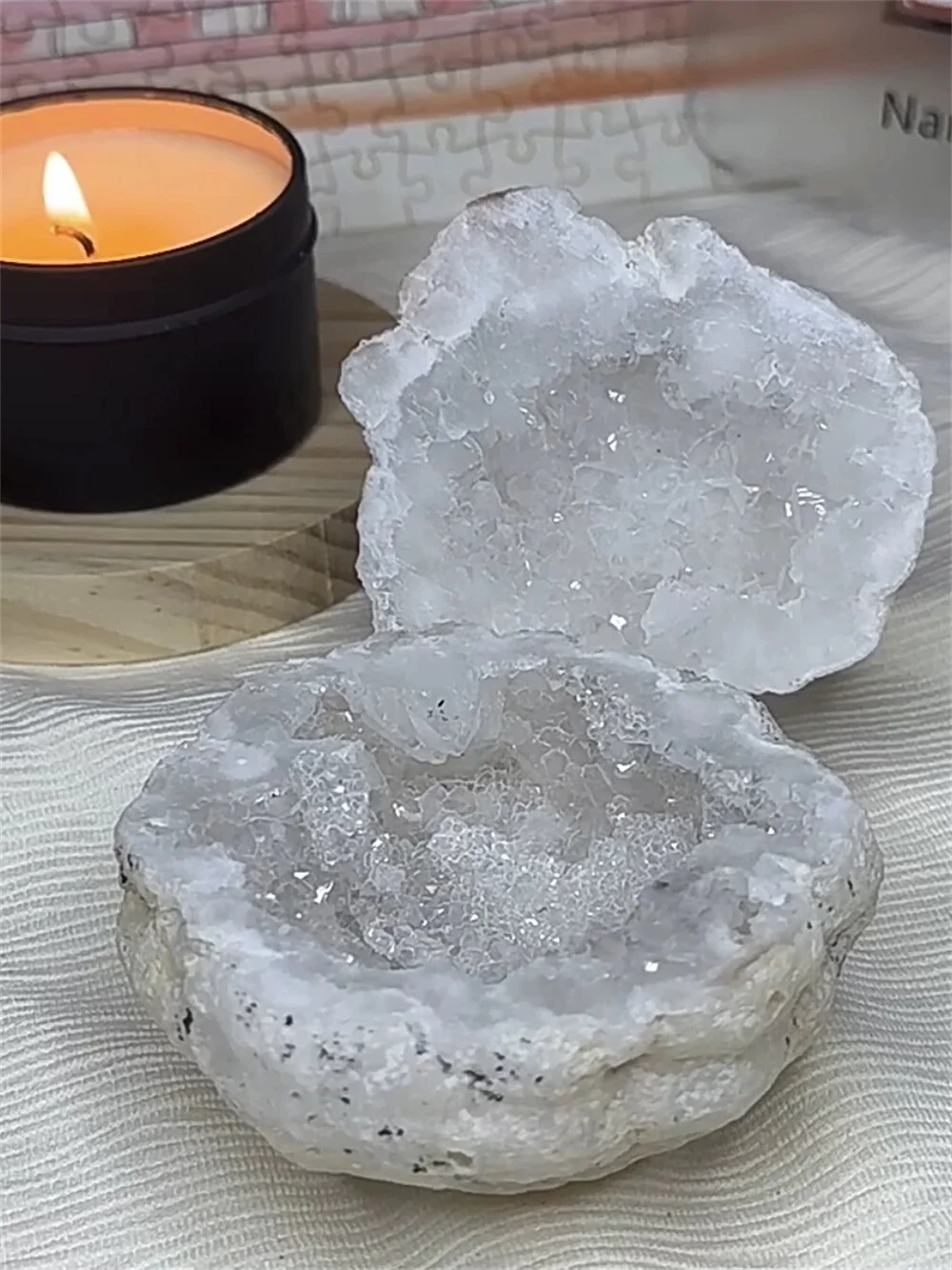 Wholesale Geodes Unopened Natural Agate Geode Real Crystal Specimen Contains Reiki Clean Clusters Beautiful Stones Jewelry Gifts