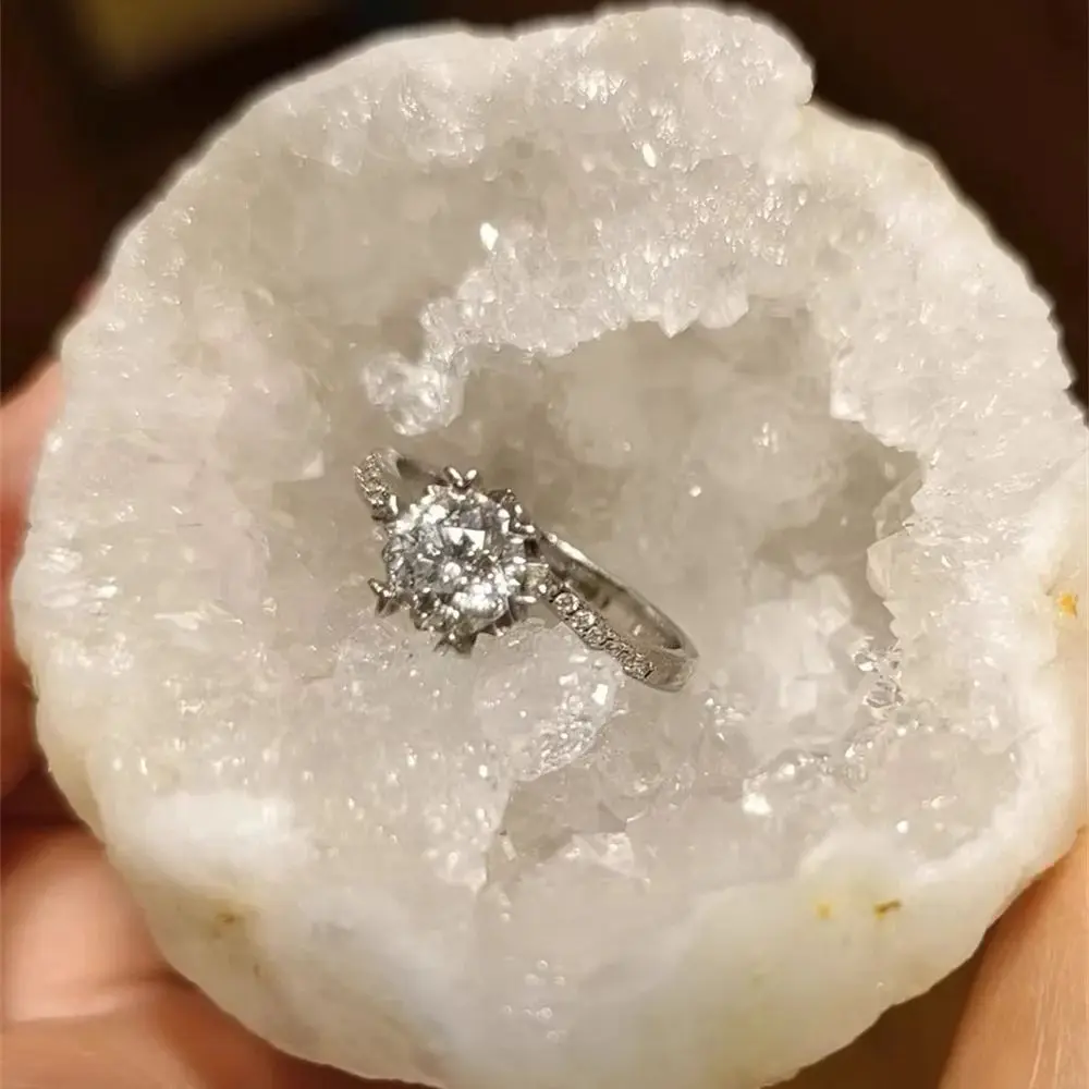 Wholesale Geodes Unopened Natural Agate Geode Real Crystal Specimen Contains Reiki Clean Clusters Beautiful Stones Jewelry Gifts