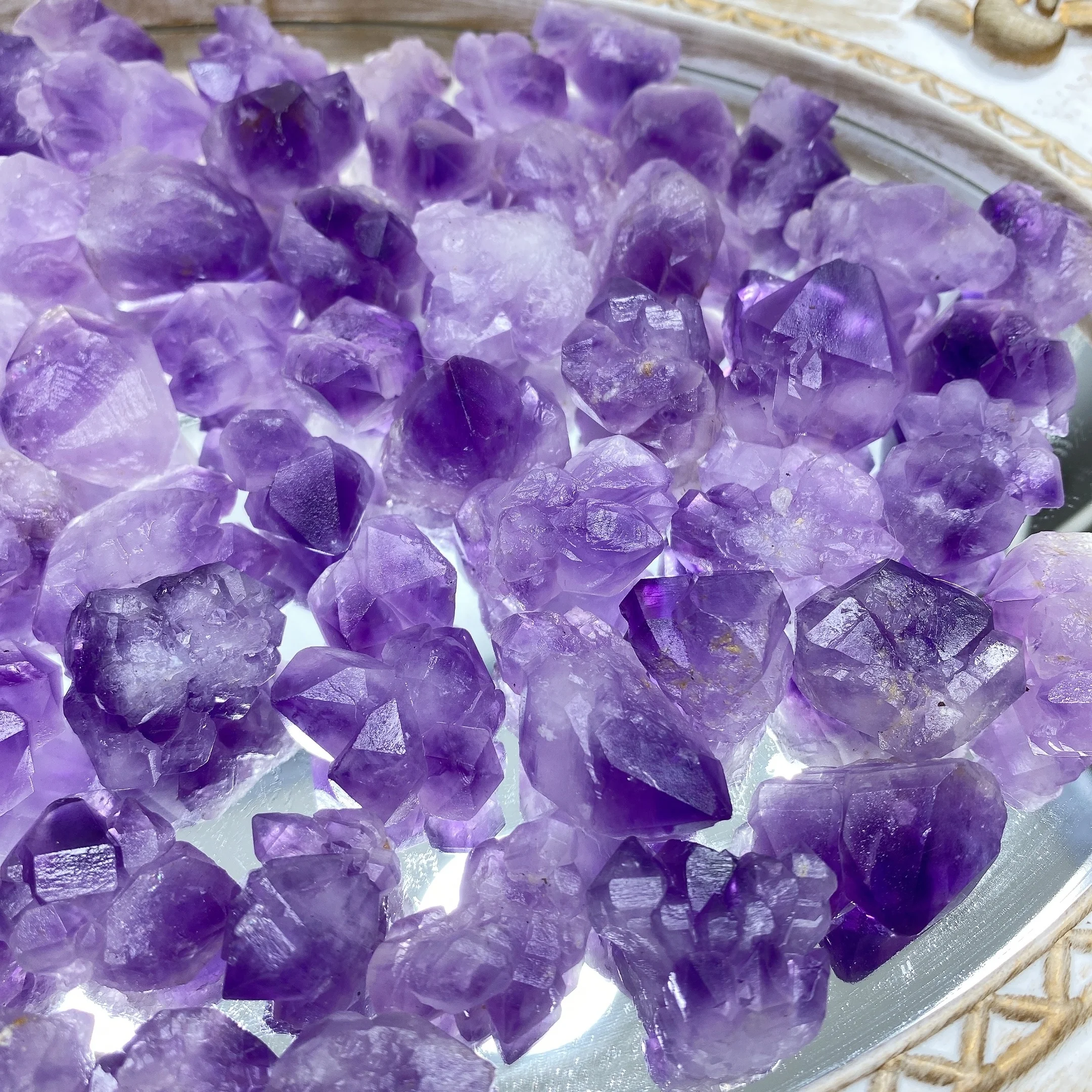 Natural Amethyst Flower Quartz Irregular Raw Stone Mineral Specimen Crystal Home Decoration Aquarium Decoration Crystal Gravel