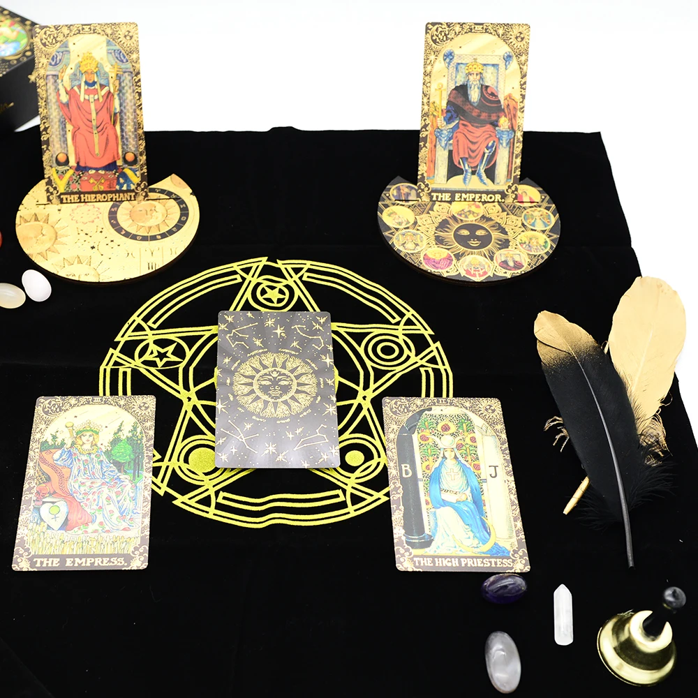 Deluxe Feather Black Gold Sun Gift Box Set Gold Foil Tarot 12 * 7cm Stamping PVC Waterproof Wear Resistant Board Game Card