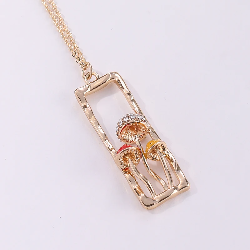 Makersland Unique Mushroom Necklace For Women Cute Mushroom Pendant Jewelry Gifts Fashion Chain Necklaces For Girls Wholesale Makersland Unique Mushroom Necklace For Women Cute Mushroom Pendant Jewelry Gifts Fashion Chain Necklaces For Girls Wholesale