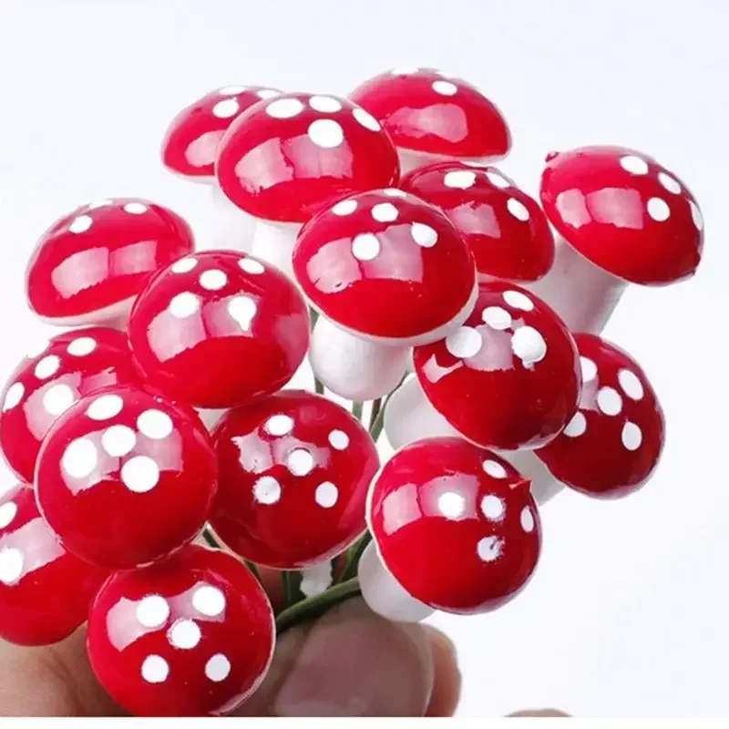 50pcs Mini Mushroom Miniature Model Artificial Garden Moss Resin Craft Decoration Piles Home Garden Supplies Craft
