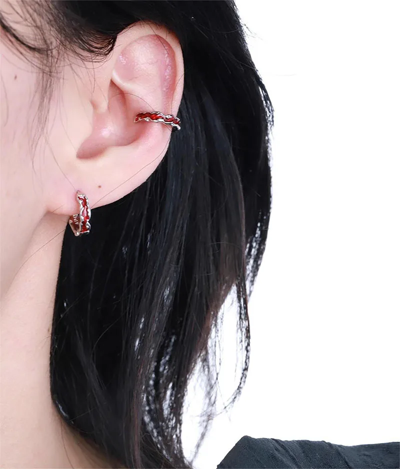 Red Pattern Venom Ear Buckle Unisex Style Earrings Luxury Men Women Irregular Texture 925 Silver Earrings Drop Glaze Jewelry Red Pattern Venom Ear Buckle Unisex Style Earrings Luxury Men Women Irregular Texture 925 Silver Earrings Drop Glaze Jewelry