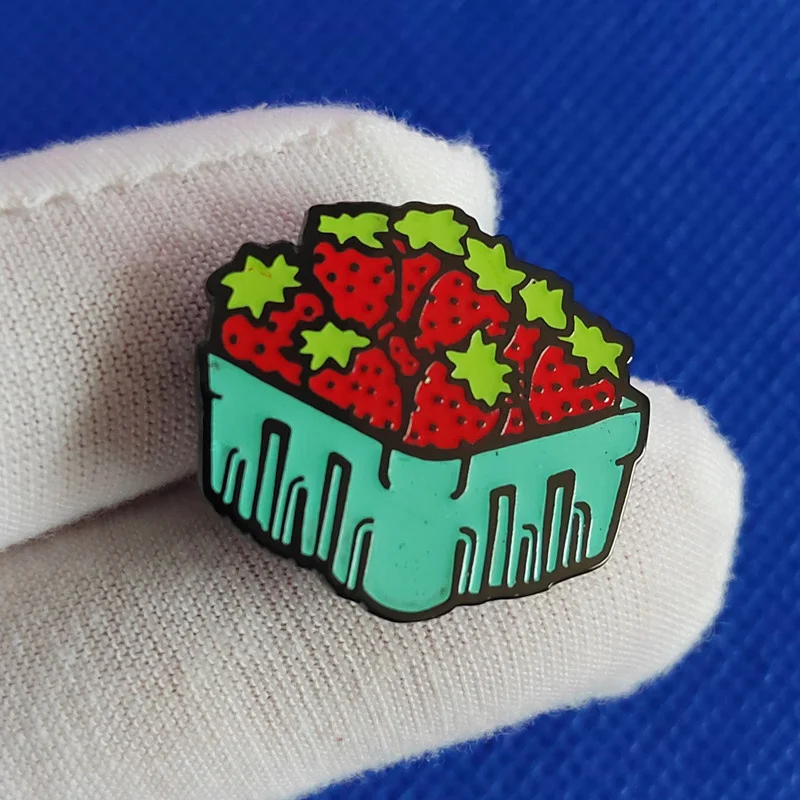 Strawberries Basket Fruit Brooch Cute Enamel Badge Jewelry Accessory Gift