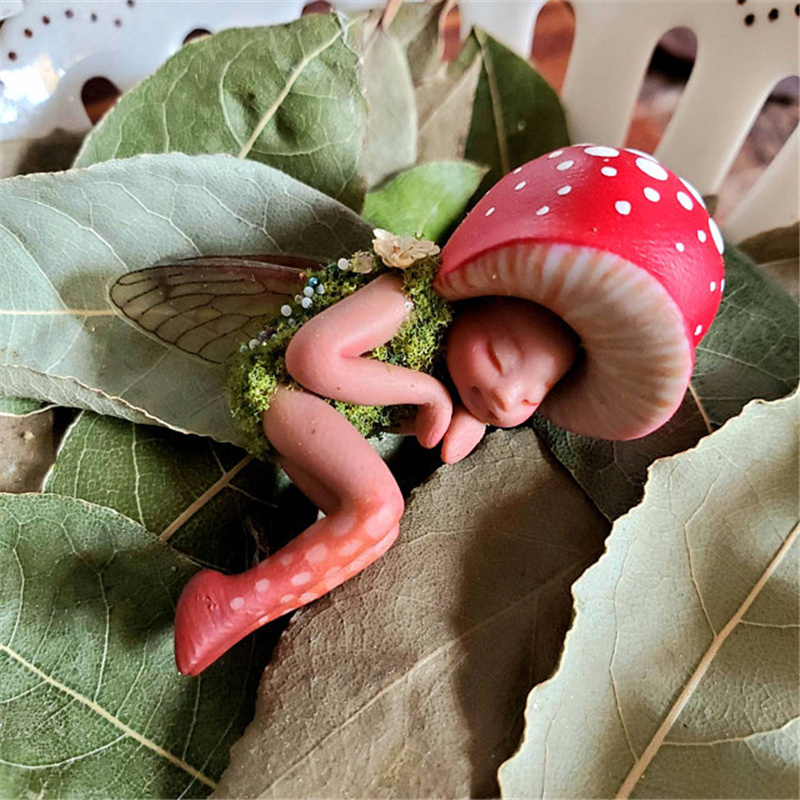 Mini Sleeping Mushroom Fairy Statue Hand Painted Resin Crafts Ornament for Home Garden Office Decorations Artware Children Gifts Mini Sleeping Mushroom Fairy Statue Hand Painted Resin Crafts Ornament for Home Garden Office Decorations Artware Children Gifts