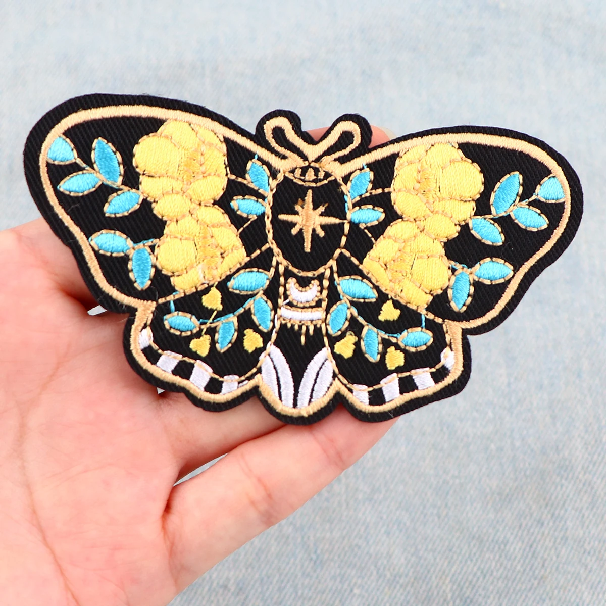 Butterfly Patches Embroidery Badges Iron On Patches On Clothes DIY Dress Jeans Hat Clothing Accesories Moth Applique Stickers