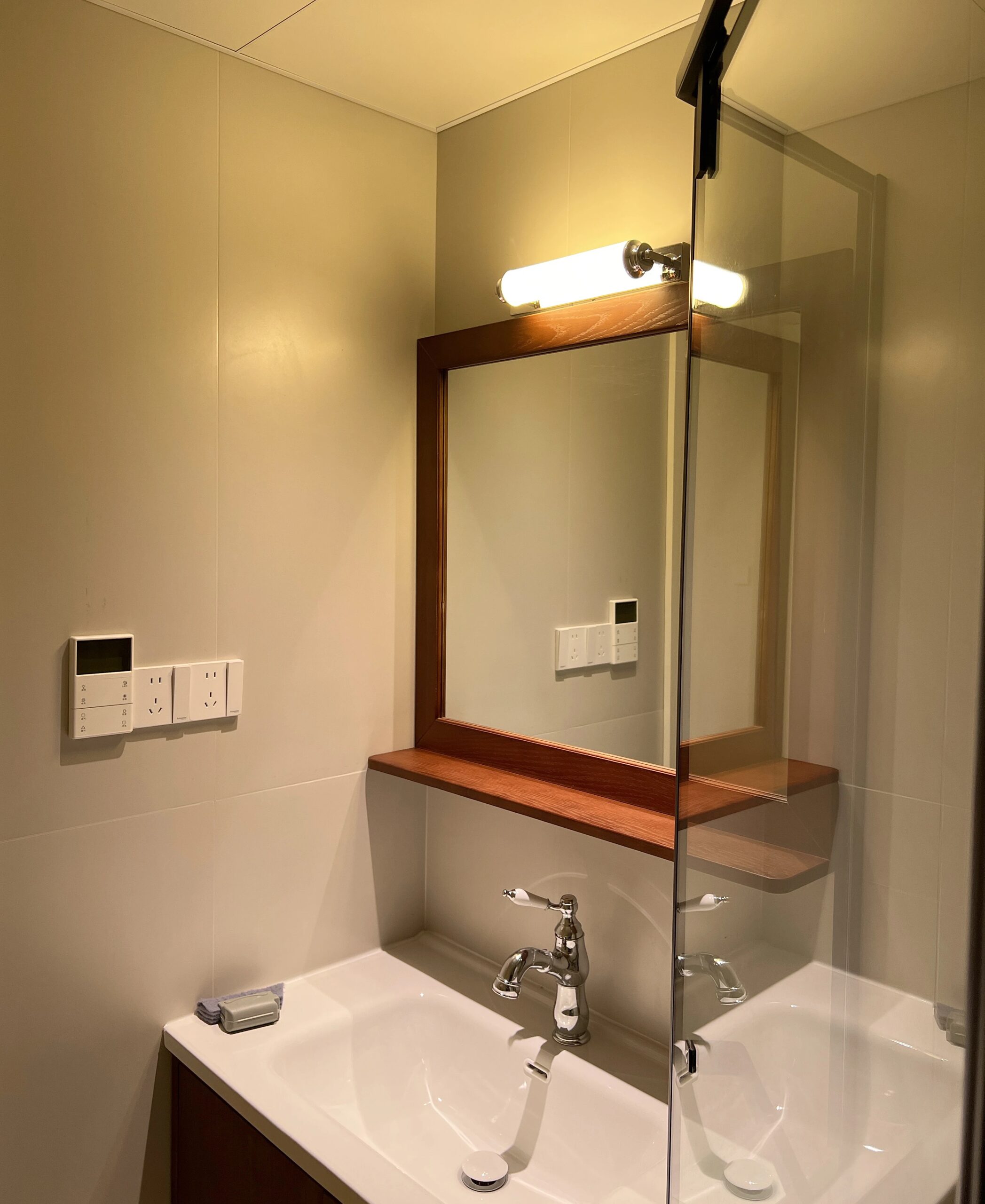 American Retro Industrial Style Cafe Shop Restaurant Long Led Lighting Designer Medieval Corridor Wall Lamp