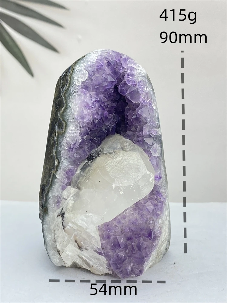 The Symbiosis Of Natural Amethyst And White Crystal Creates A Natural Geode Reiki Therapy Home Decoration Wealth Feng Shui The Symbiosis Of Natural Amethyst And White Crystal Creates A Natural Geode Reiki Therapy Home Decoration Wealth Feng Shui