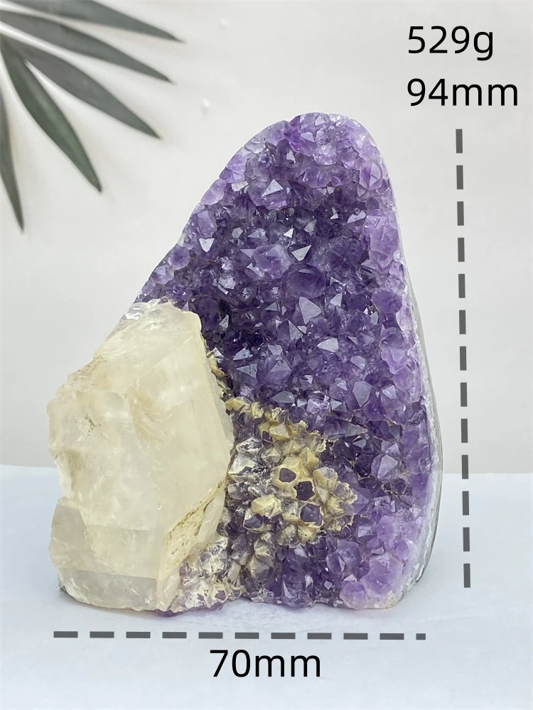The Symbiosis Of Natural Amethyst And White Crystal Creates A Natural Geode Reiki Therapy Home Decoration Wealth Feng Shui The Symbiosis Of Natural Amethyst And White Crystal Creates A Natural Geode Reiki Therapy Home Decoration Wealth Feng Shui
