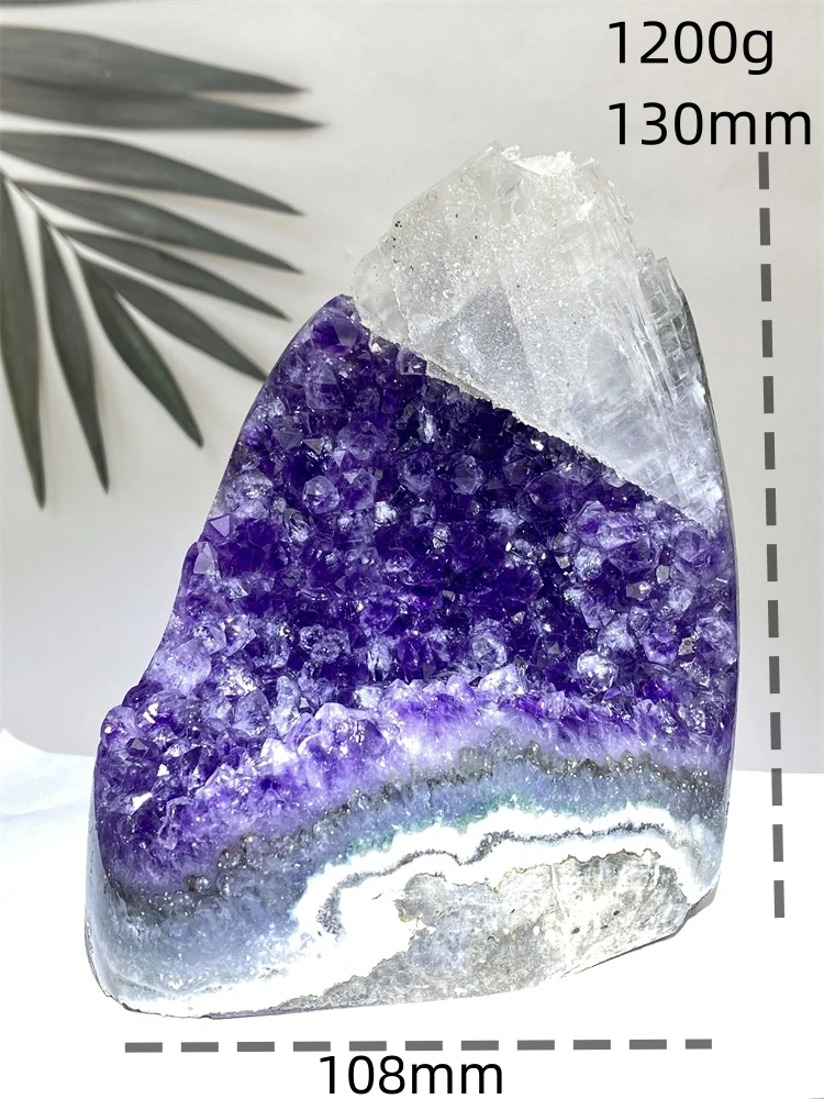 The Symbiosis Of Natural Amethyst And White Crystal Creates A Natural Geode Reiki Therapy Home Decoration Wealth Feng Shui The Symbiosis Of Natural Amethyst And White Crystal Creates A Natural Geode Reiki Therapy Home Decoration Wealth Feng Shui