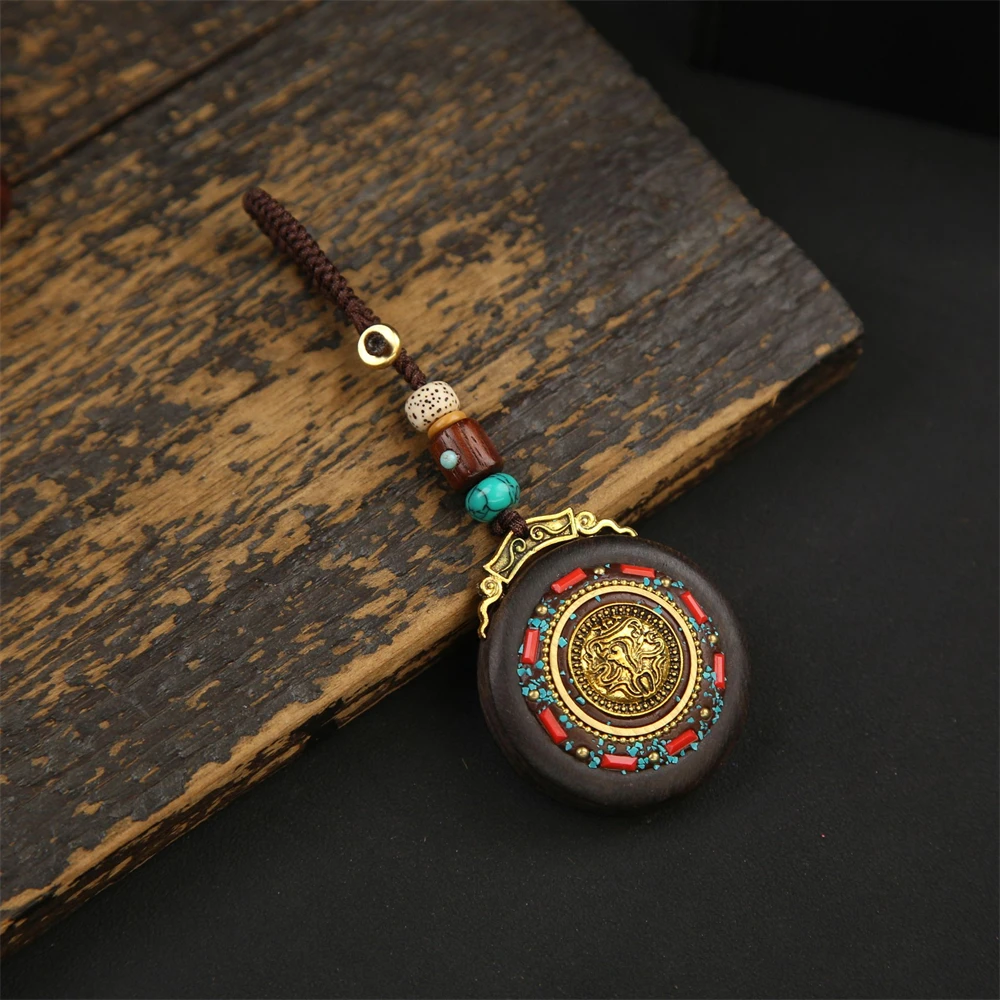 Chinese Sandalwood Lotus Keychain Lucky Charm Unisex Handmade Wooden Bag Pendant Gift for Men Women Vintage Jewelry Accessories Chinese Sandalwood Lotus Keychain Lucky Charm Unisex Handmade Wooden Bag Pendant Gift for Men Women Vintage Jewelry Accessories