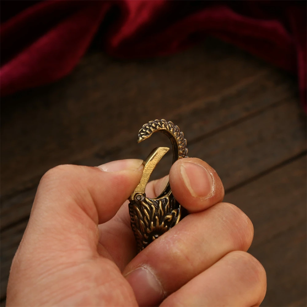 Chinese Dragon Head Keychain & Car Pendant Vintage Brass Red Eyes Protection Amulet Exquisite Craft Jewelry Gift for Men Women Chinese Dragon Head Keychain & Car Pendant Vintage Brass Red Eyes Protection Amulet Exquisite Craft Jewelry Gift for Men Women