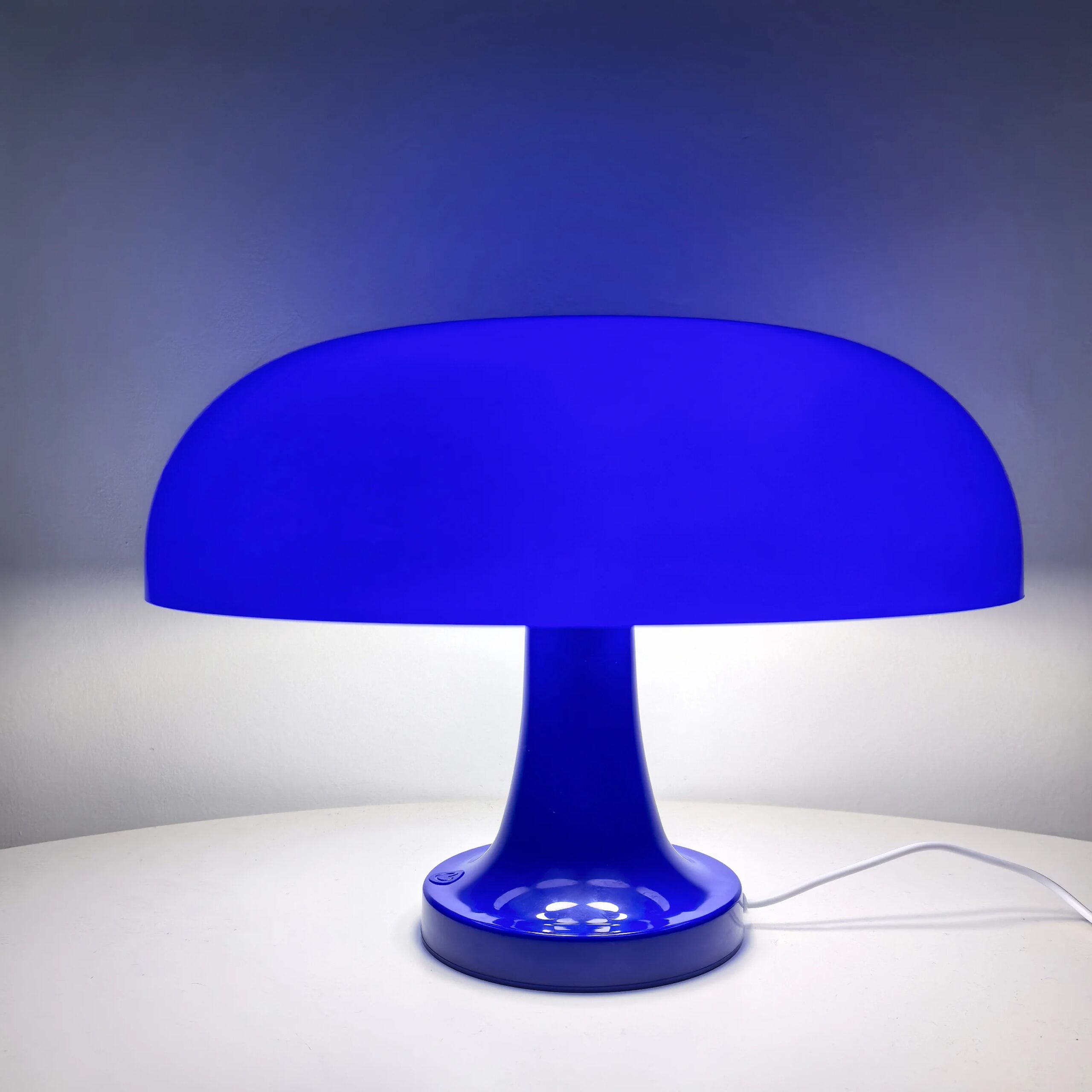 Mushroom table lamp minimalist modern bedroom bedside lamp Danish designer orange decorative table lamp Mushroom table lamp minimalist modern bedroom bedside lamp Danish designer orange decorative table lamp